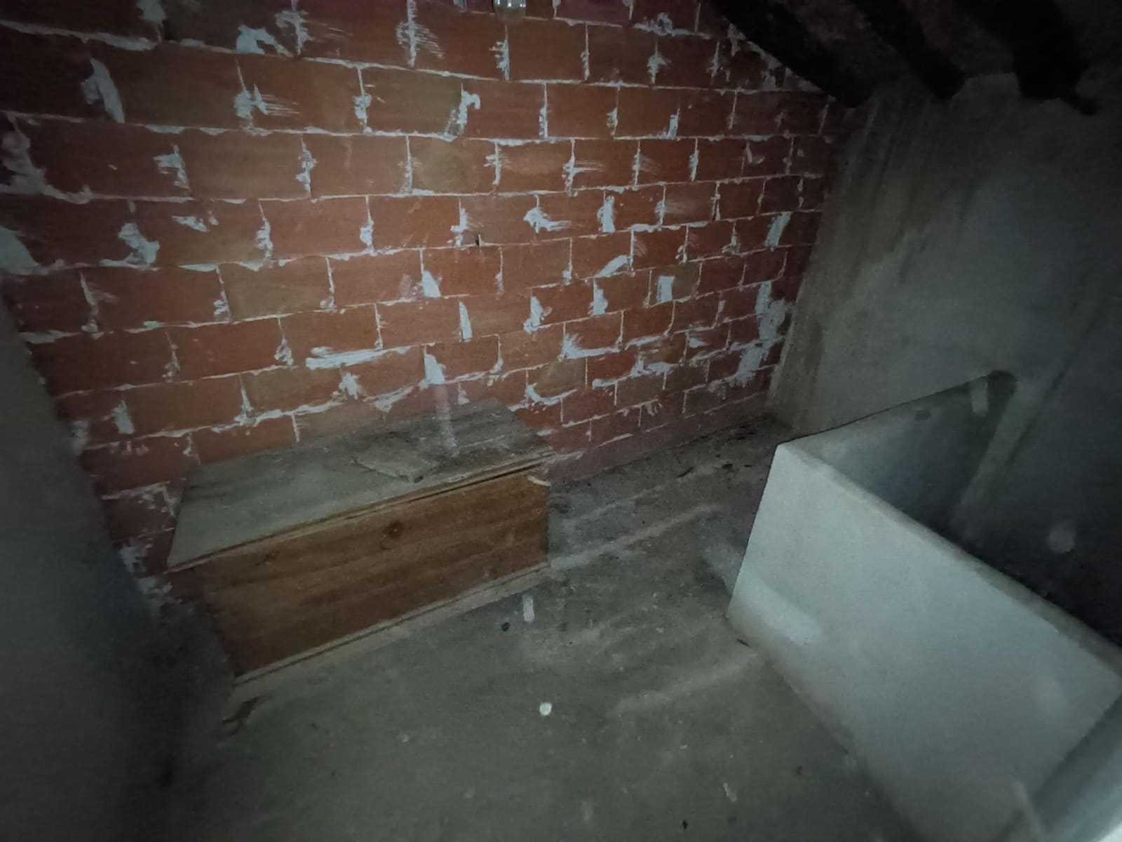 7 soveværelse Villa til salg i Casas de Ibanez med garage - € 114.000 (Ref: 9406686)