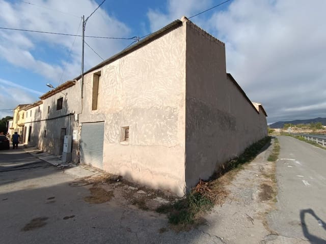 7 soverom Villa til salgs i Casas de Ibañez, Pinoso med garasje - € 114 000 (Ref: 9406686)