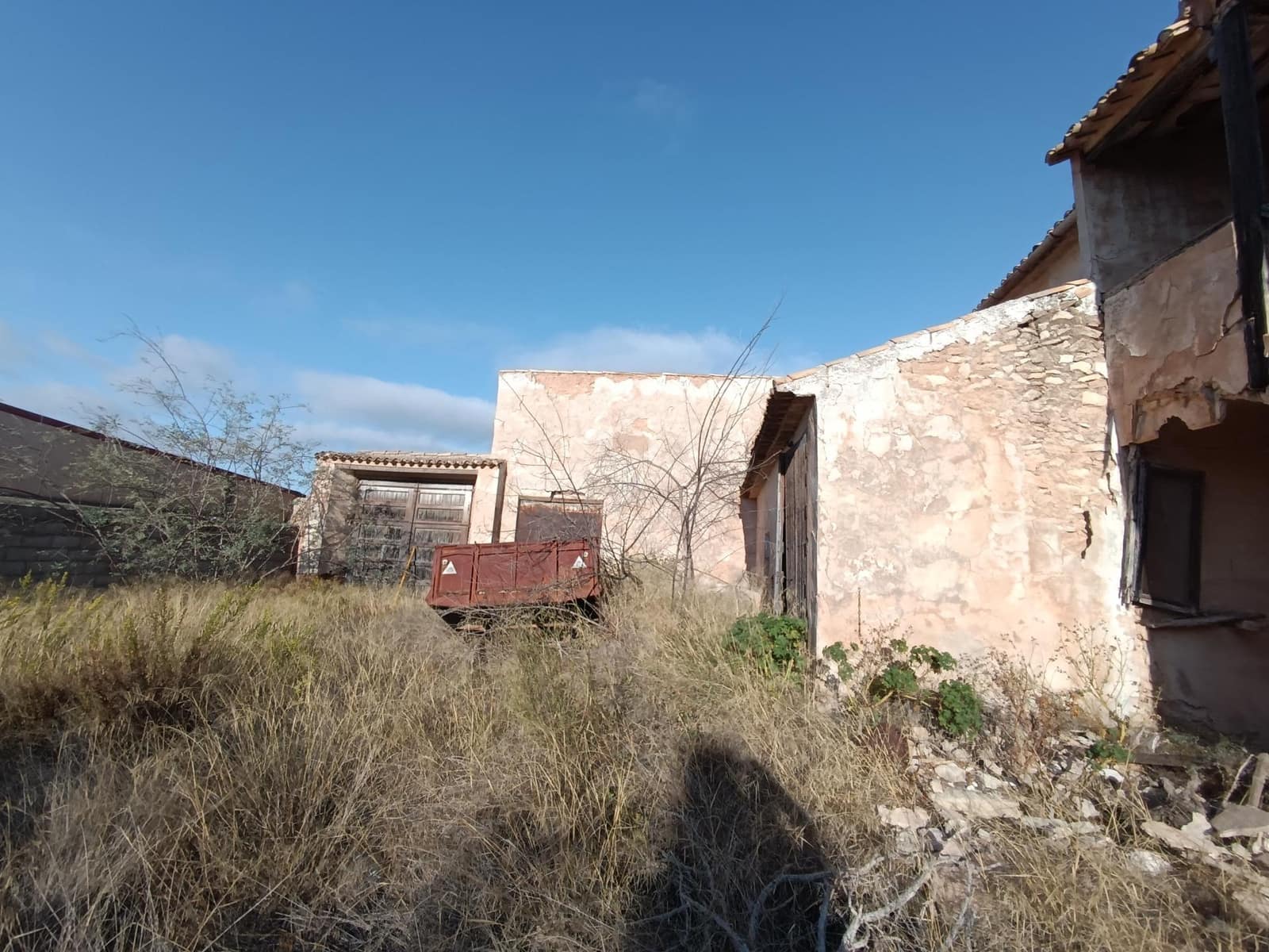 7 soveværelse Villa til salg i Casas de Ibanez med garage - € 114.000 (Ref: 9406686)