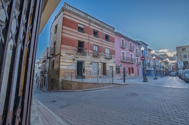 6 bedroom Townhouse for sale in Mula - € 159,900 (Ref: 9406688)