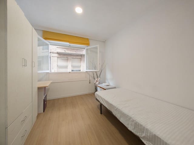 3 slaapkamer Flat te koop in Elche / Elx - € 135.000 (Ref: 9410919)