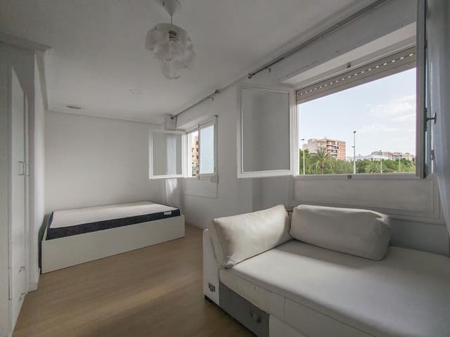 3 slaapkamer Flat te koop in Elche / Elx - € 135.000 (Ref: 9410919)