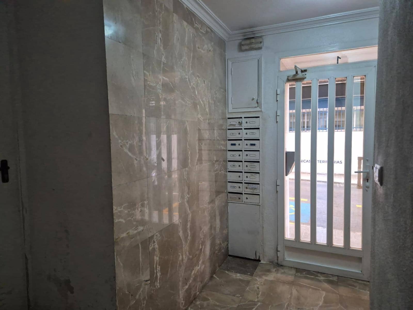 3 soveværelse Lejlighed til salg i Elche / Elx - € 129.000 (Ref: 9410919)
