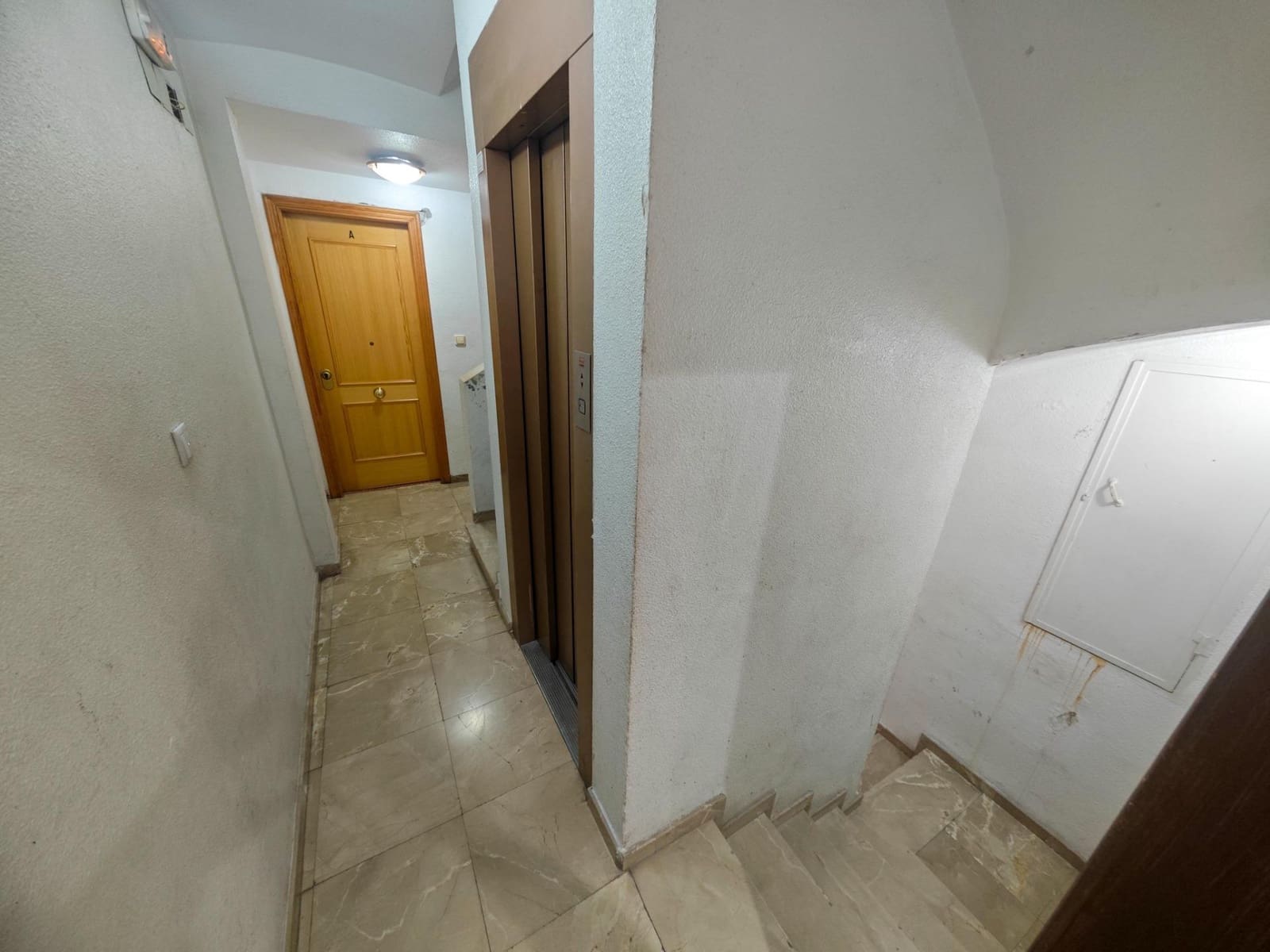 3 soveværelse Lejlighed til salg i Elche / Elx - € 129.000 (Ref: 9410919)