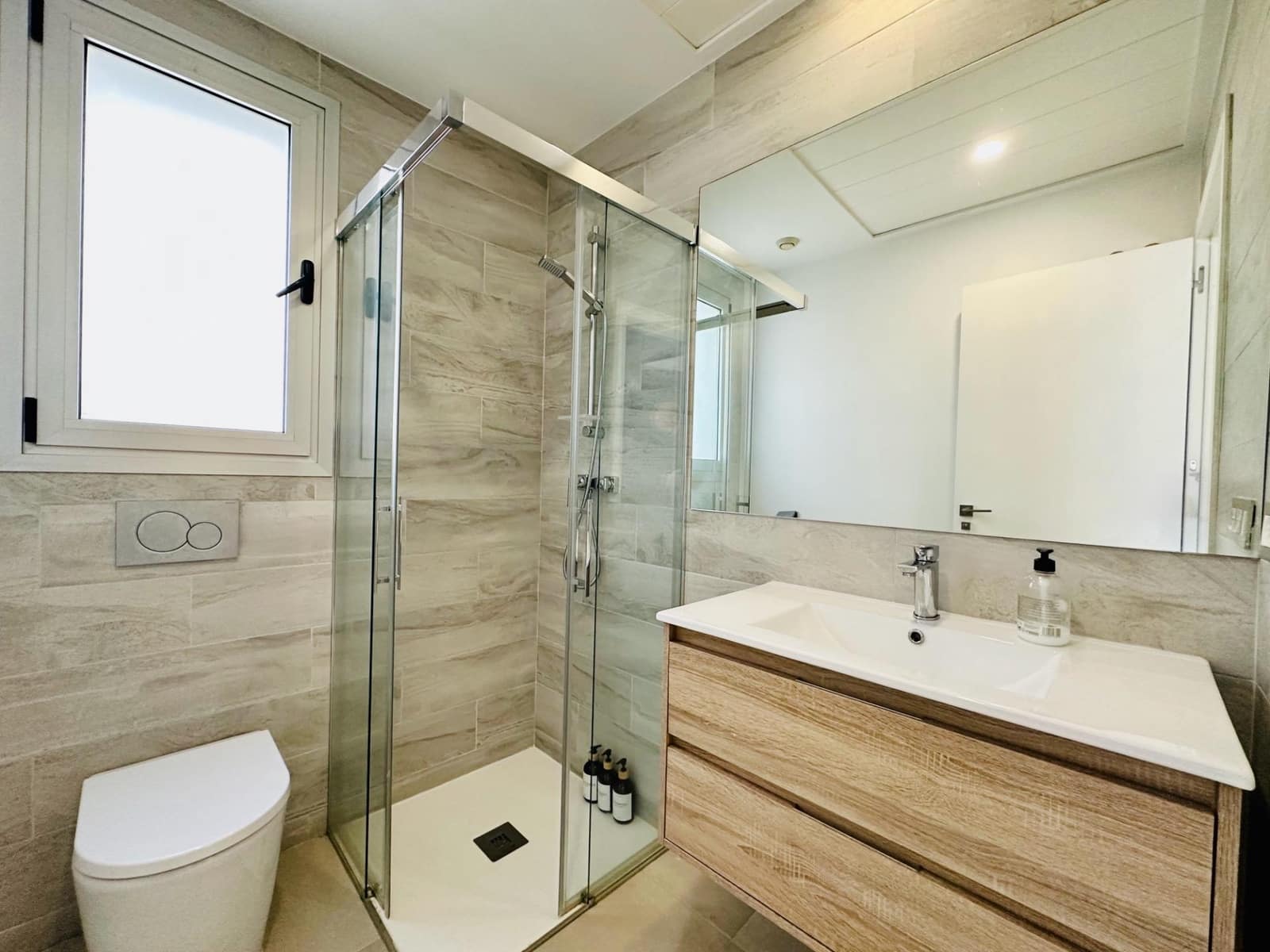 Appartement de 2 chambres à louer à Finestrat avec piscine - 1 530 € (Ref: 9410924)