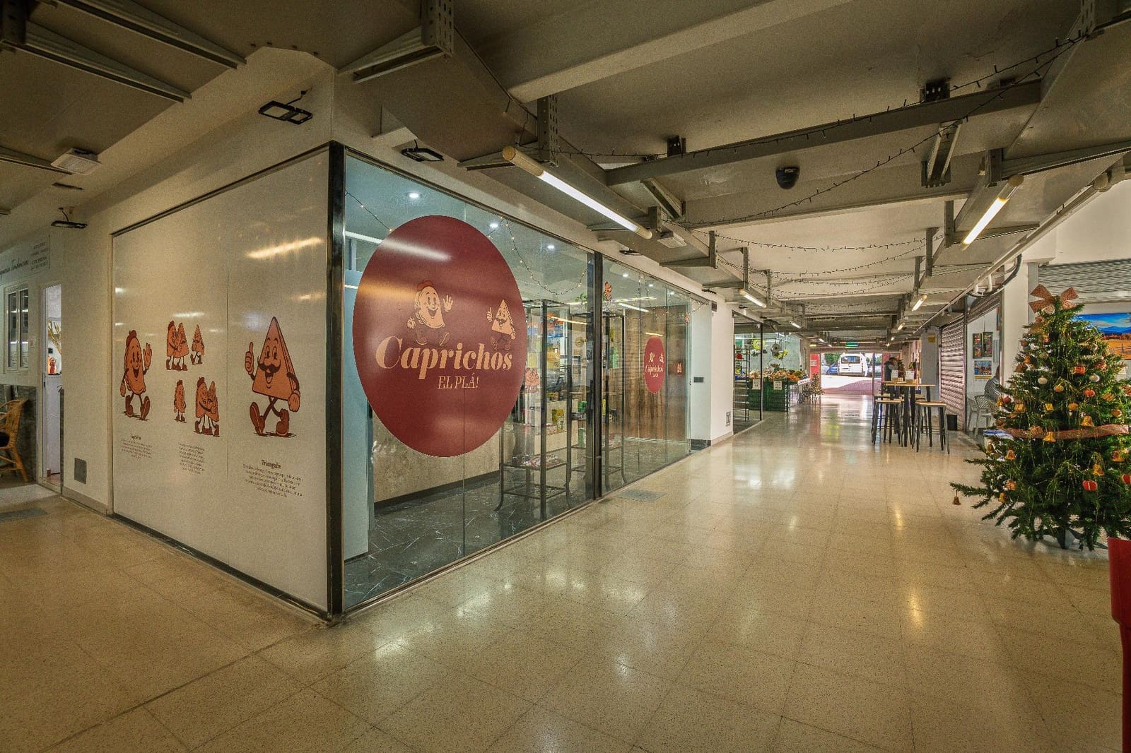 Commercial for sale in Alicante / Alacant city - € 35,000 (Ref: 9410926)