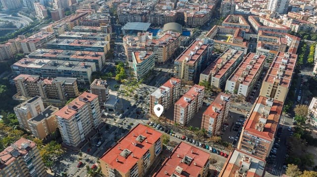 Kommersiell till salu i Alicante stad - 35 000 € (Ref: 9410926)