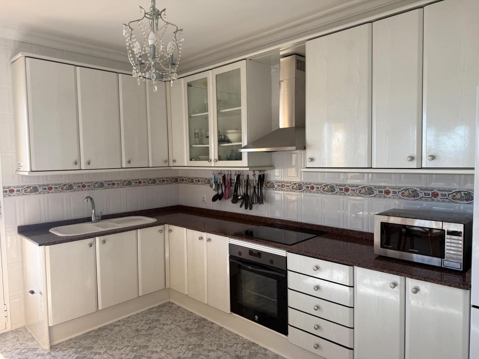 4 sypialnia Willa na sprzedaż w Calpe / Calp z garażem - 716 000 € (Ref: 9414043)