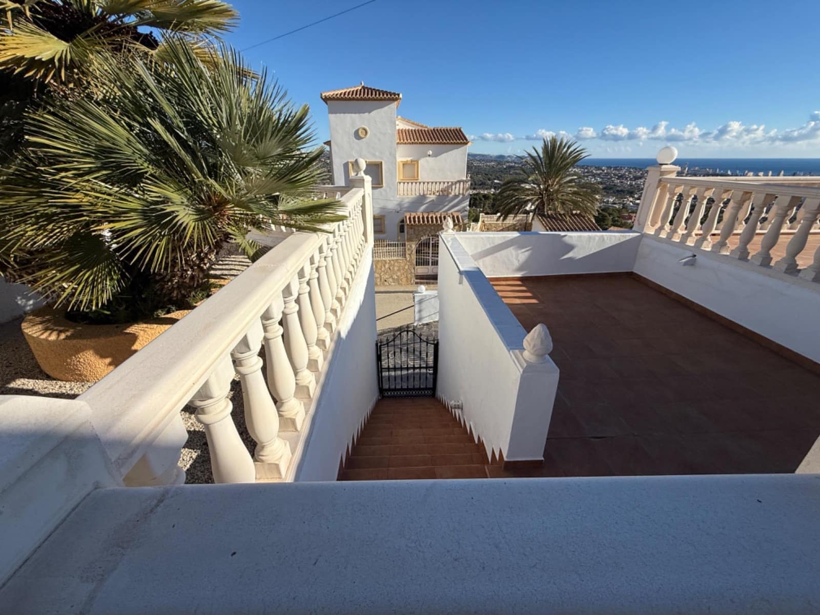 4 sypialnia Willa na sprzedaż w Calpe / Calp z garażem - 716 000 € (Ref: 9414043)