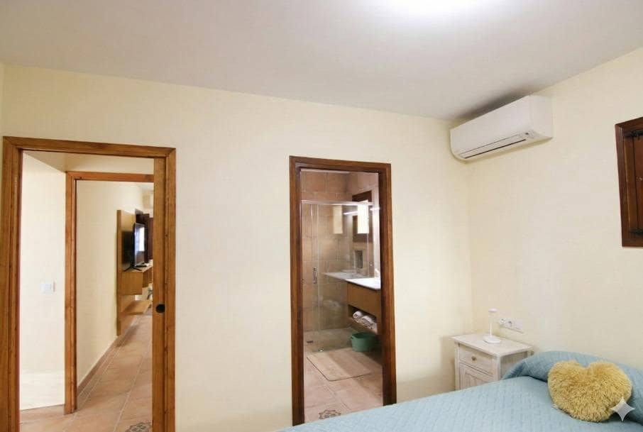 Chalet de 2 habitaciones en Altea en venta con piscina - 1.300.000 € (Ref: 9415857)