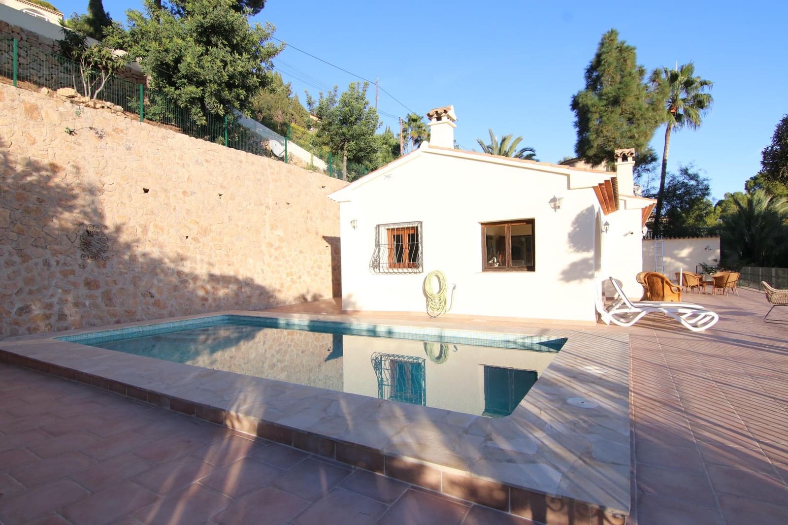 Chalet de 2 habitaciones en Altea en venta con piscina - 1.300.000 € (Ref: 9415857)