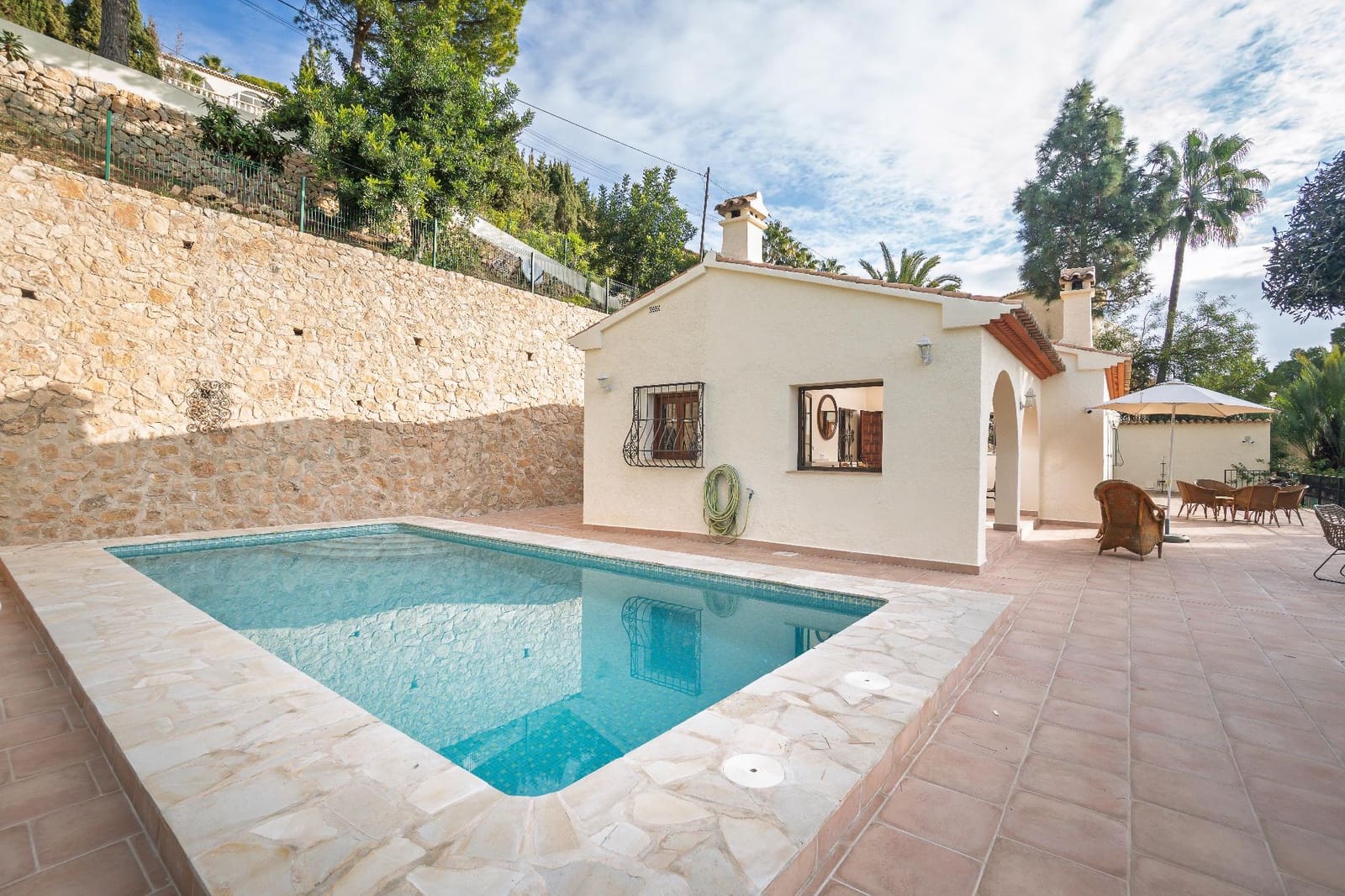2 makuuhuone Huvila myytävänä paikassa Altea mukana uima-altaan - 1 300 000 € (Ref: 9415857)
