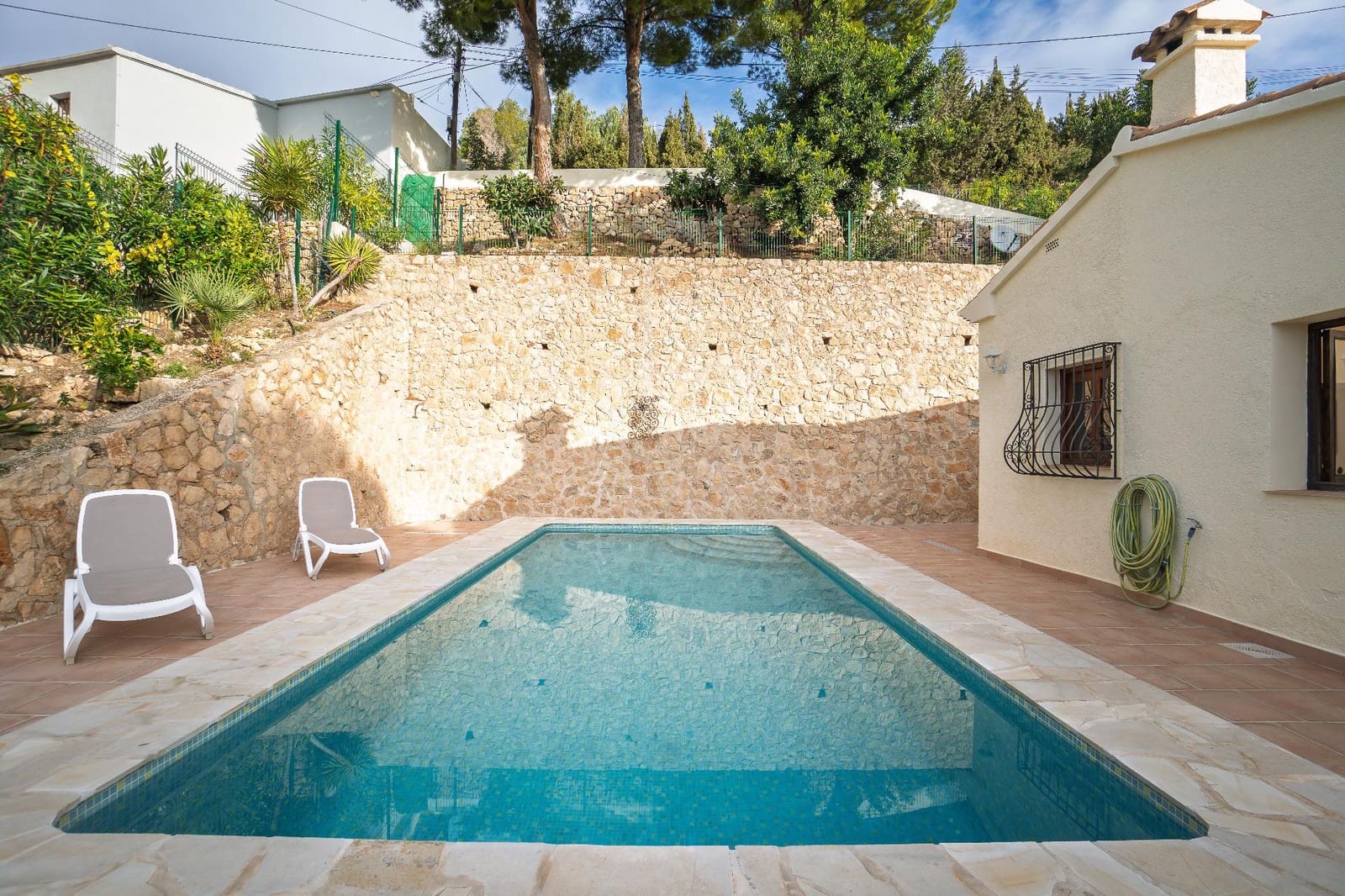 2 makuuhuone Huvila myytävänä paikassa Altea mukana uima-altaan - 1 300 000 € (Ref: 9415857)