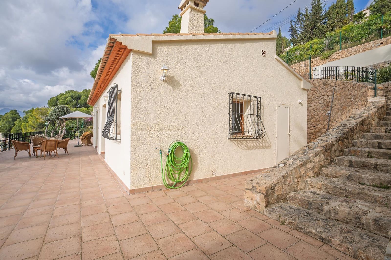 2 makuuhuone Huvila myytävänä paikassa Altea mukana uima-altaan - 1 300 000 € (Ref: 9415857)