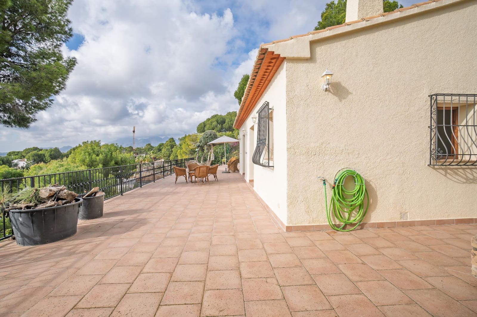 2 makuuhuone Huvila myytävänä paikassa Altea mukana uima-altaan - 1 300 000 € (Ref: 9415857)