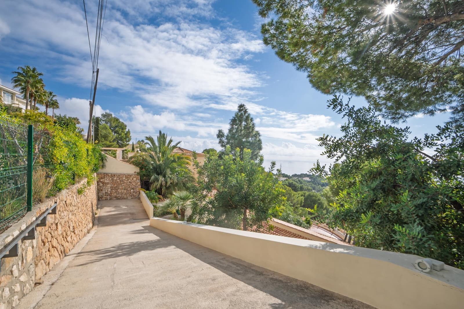 2 makuuhuone Huvila myytävänä paikassa Altea mukana uima-altaan - 1 300 000 € (Ref: 9415857)