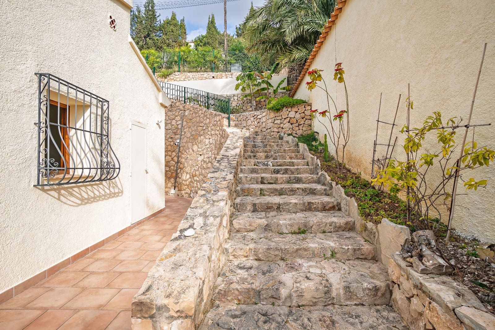 2 makuuhuone Huvila myytävänä paikassa Altea mukana uima-altaan - 1 300 000 € (Ref: 9415857)