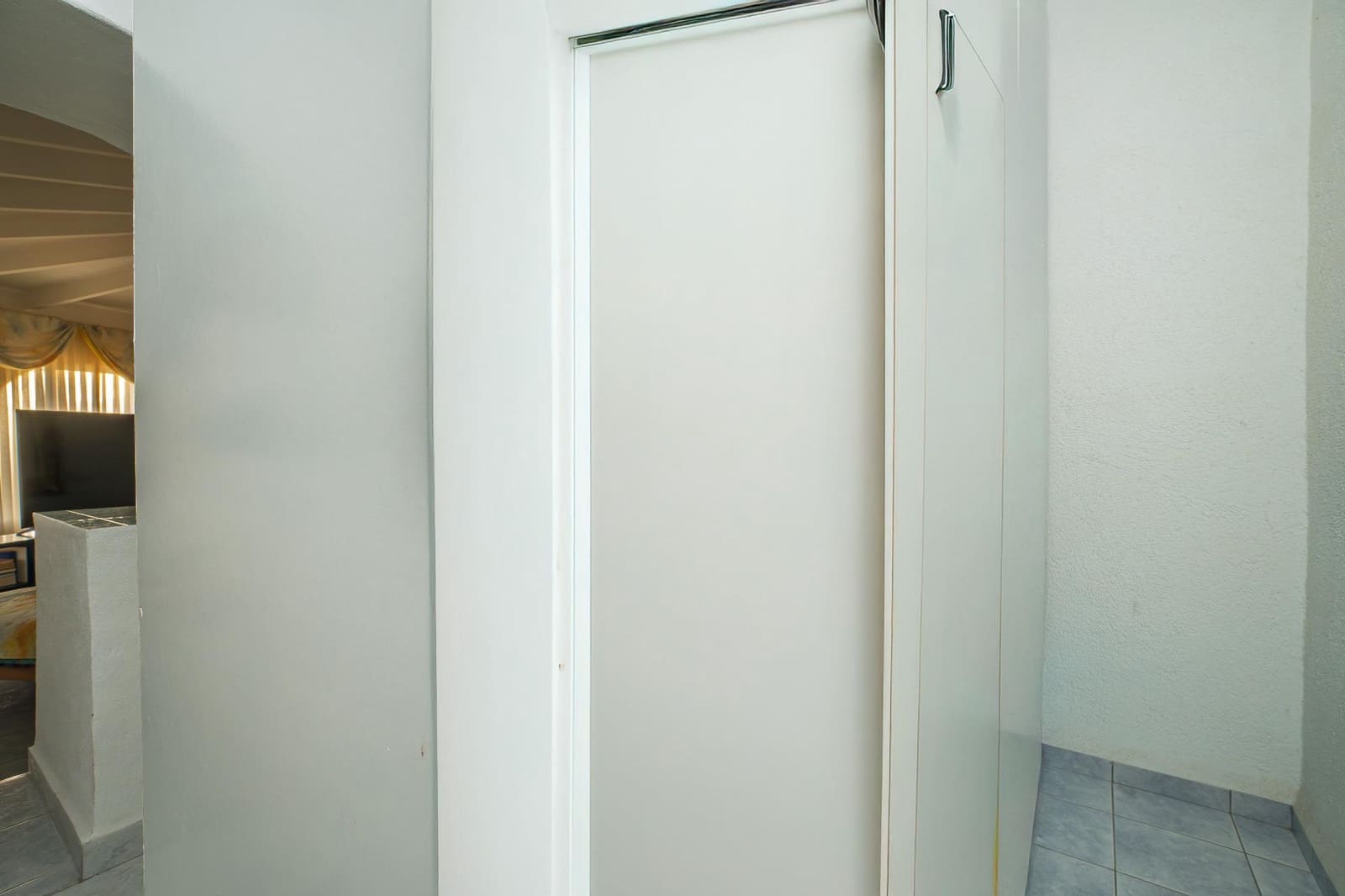 4 makuuhuone Huvila myytävänä paikassa Benissa mukana uima-altaan 
autotalli - 675 000 € (Ref: 9427139)