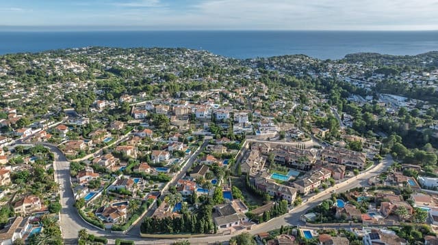 4 sypialnia Willa na sprzedaż w Benissa z basenem garażem - 675 000 € (Ref: 9427139)