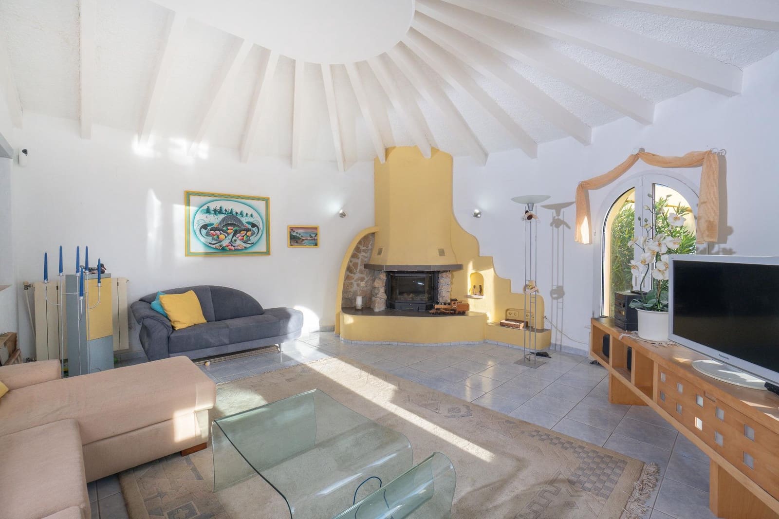 4 soveværelse Villa til salg i Benissa med swimmingpool garage - € 675.000 (Ref: 9427139)