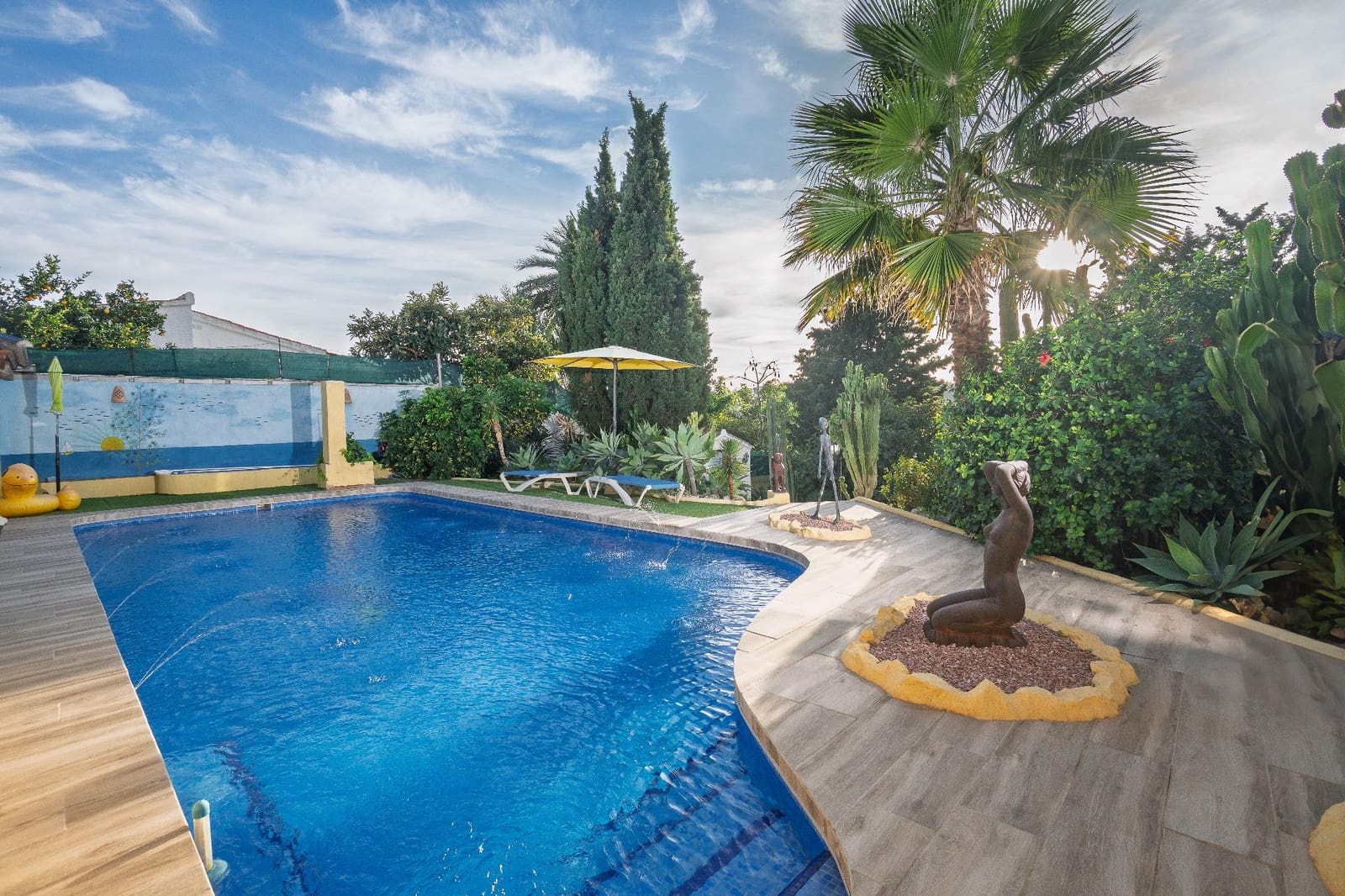 4 soveværelse Villa til salg i Benissa med swimmingpool garage - € 675.000 (Ref: 9427139)