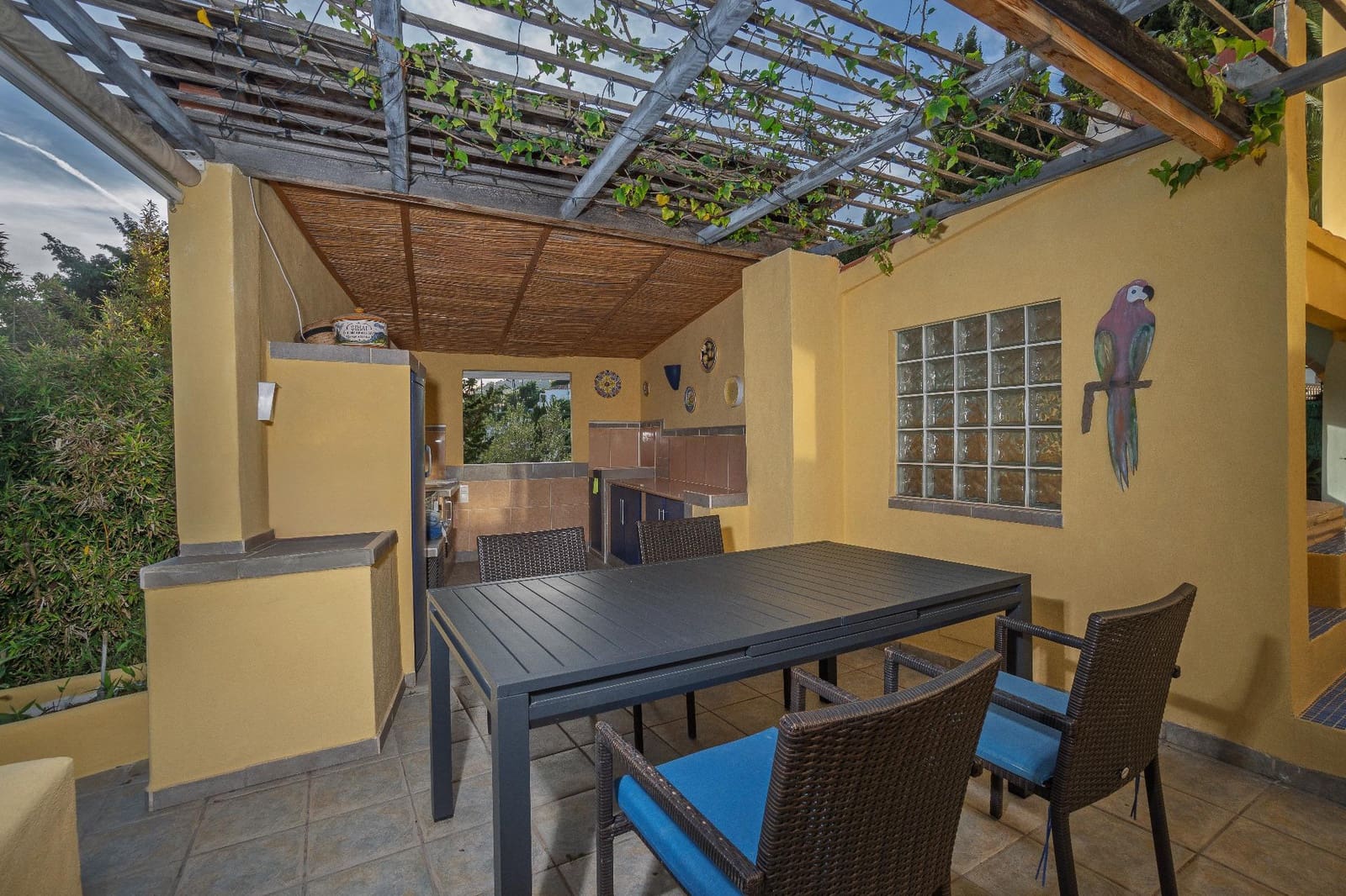 4 soveværelse Villa til salg i Benissa med swimmingpool garage - € 675.000 (Ref: 9427139)