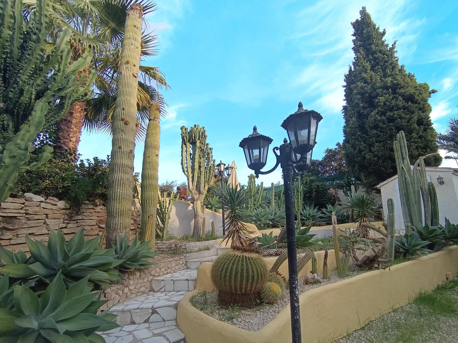 4 soveværelse Villa til salg i Benissa med swimmingpool garage - € 675.000 (Ref: 9427139)