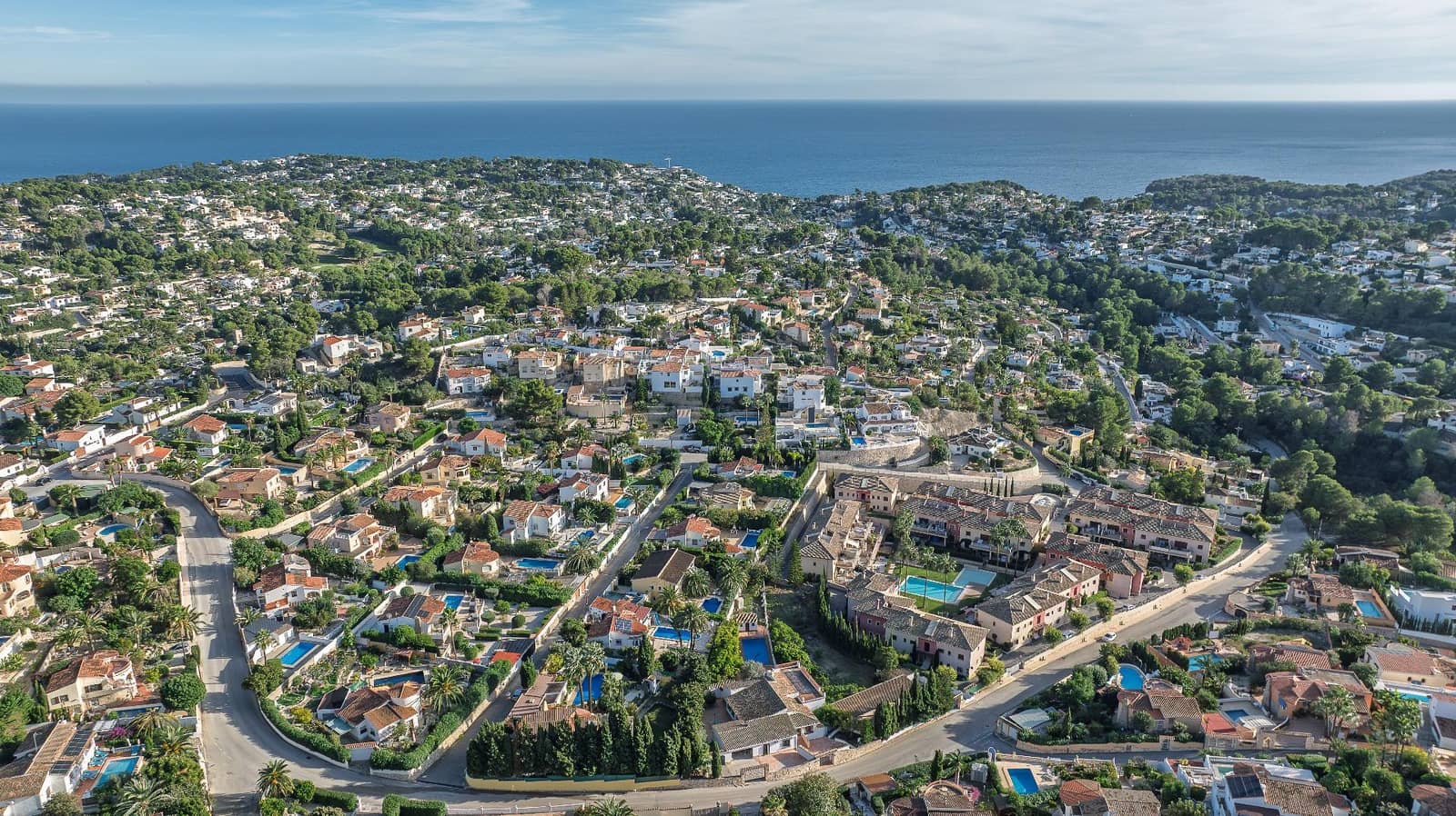 4 soveværelse Villa til salg i Benissa med swimmingpool garage - € 675.000 (Ref: 9427139)