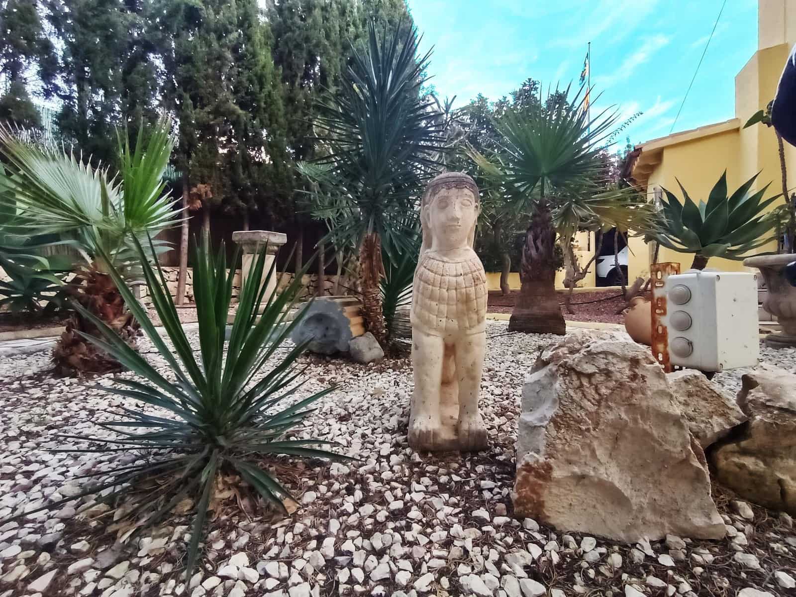 4 soveværelse Villa til salg i Benissa med swimmingpool garage - € 675.000 (Ref: 9427139)