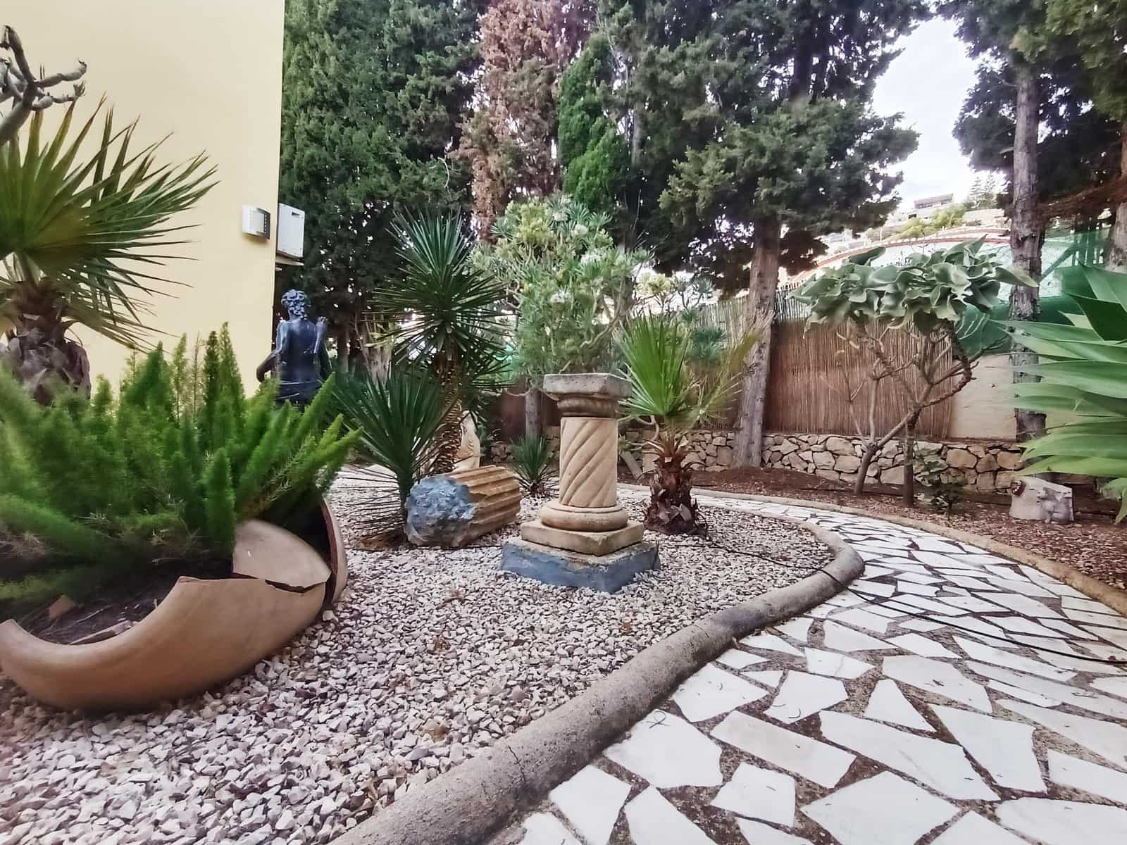 4 soveværelse Villa til salg i Benissa med swimmingpool garage - € 675.000 (Ref: 9427139)