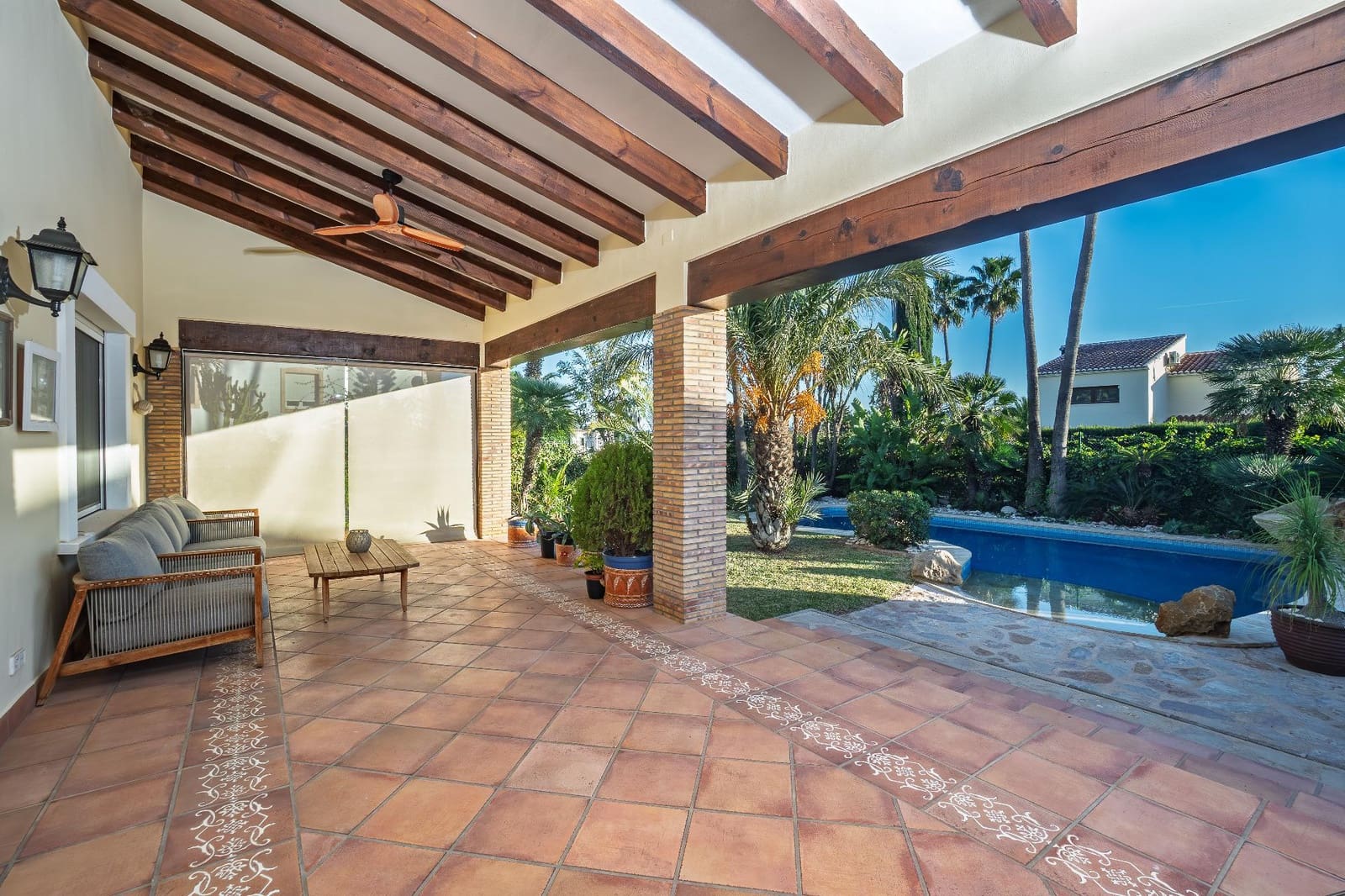 3 sypialnia Willa na sprzedaż w Javea / Xabia z basenem garażem - 1 290 000 € (Ref: 9433368)