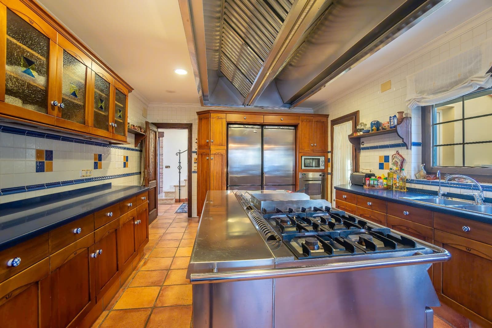 3 sypialnia Willa na sprzedaż w Javea / Xabia z basenem garażem - 1 290 000 € (Ref: 9433368)