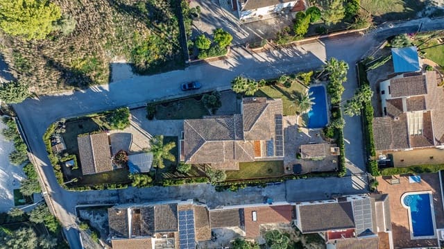 3 soveværelse Villa til salg i Javea / Xàbia med swimmingpool garage - € 1.290.000 (Ref: 9433368)