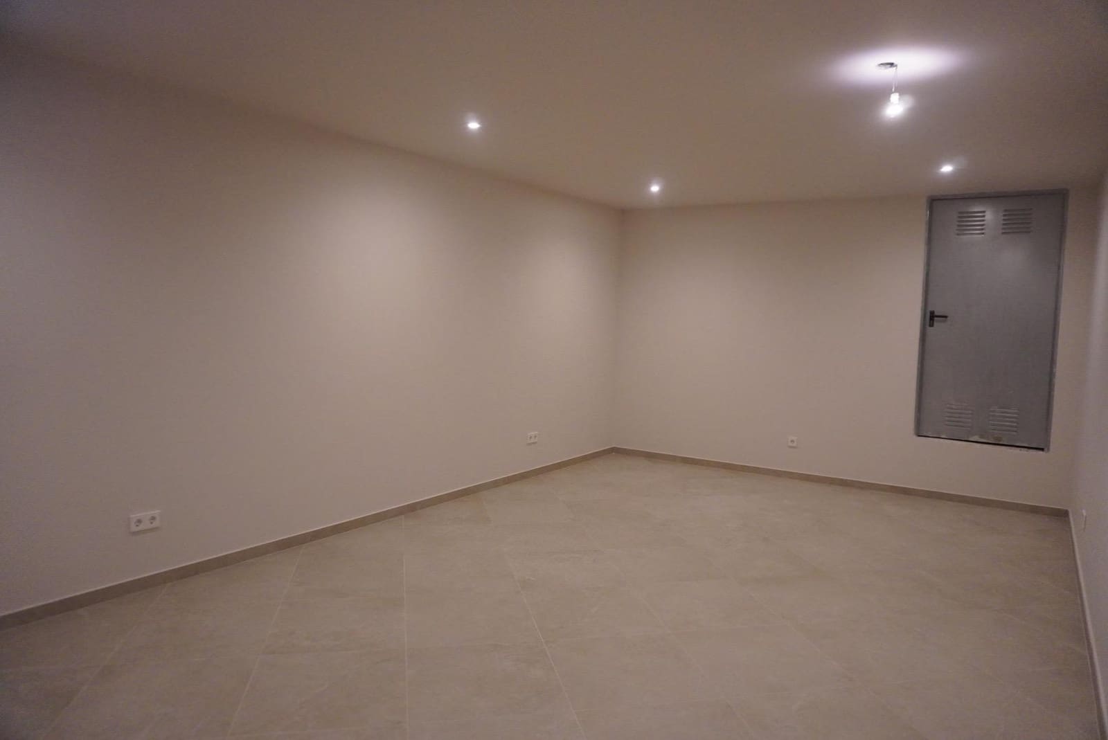 5 Zimmer Villa zu verkaufen in Calpe / Calp mit Pool Garage - 1.550.000 € (Ref: 9433370)
