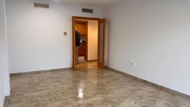 3 quarto Apartamento para arrendar em Alicante cidade com piscina - 1 200 € (Ref: 9440055)
