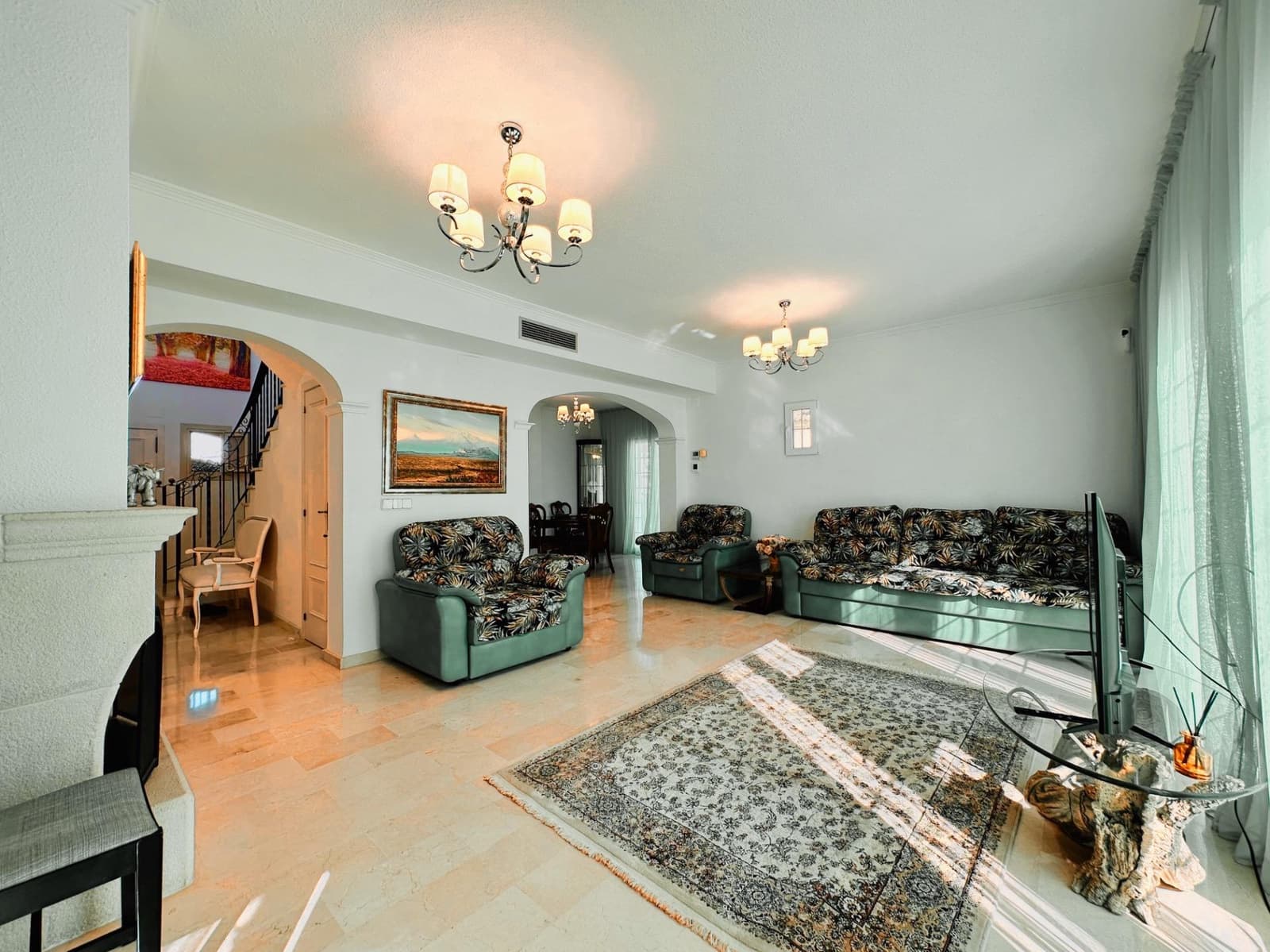 4 bedroom Villa for sale in Finestrat with pool - € 1,150,000 (Ref: 9441888)