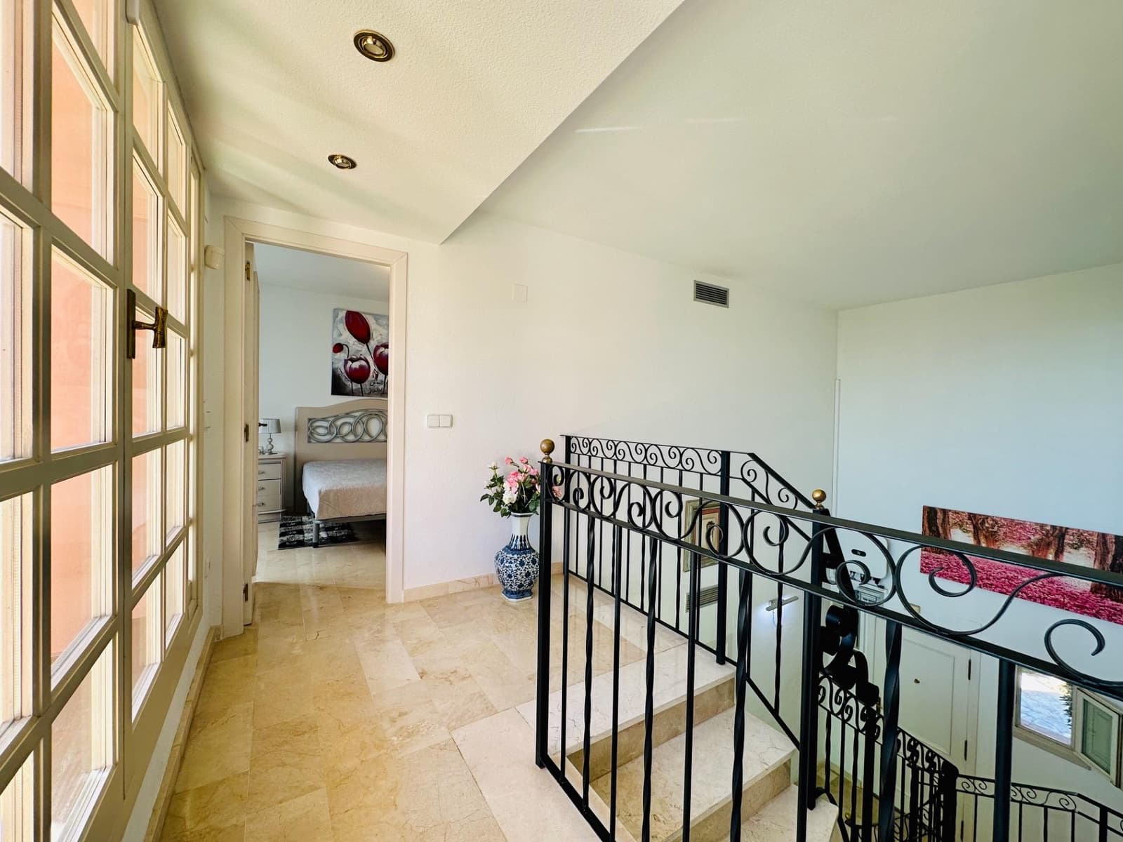 4 bedroom Villa for sale in Finestrat with pool - € 1,150,000 (Ref: 9441888)