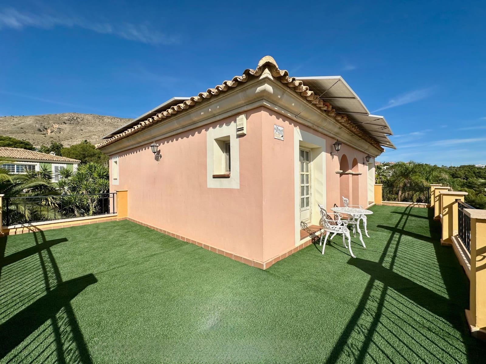 4 bedroom Villa for sale in Finestrat with pool - € 1,150,000 (Ref: 9441888)