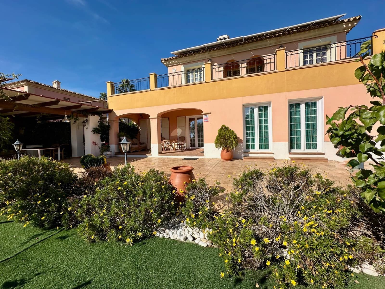 4 bedroom Villa for sale in Finestrat with pool - € 1,150,000 (Ref: 9441888)