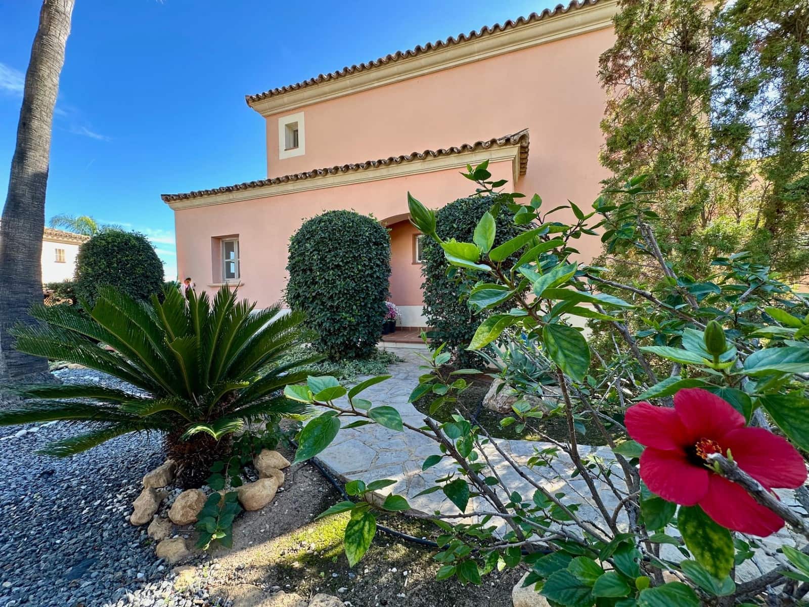 4 bedroom Villa for sale in Finestrat with pool - € 1,150,000 (Ref: 9441888)