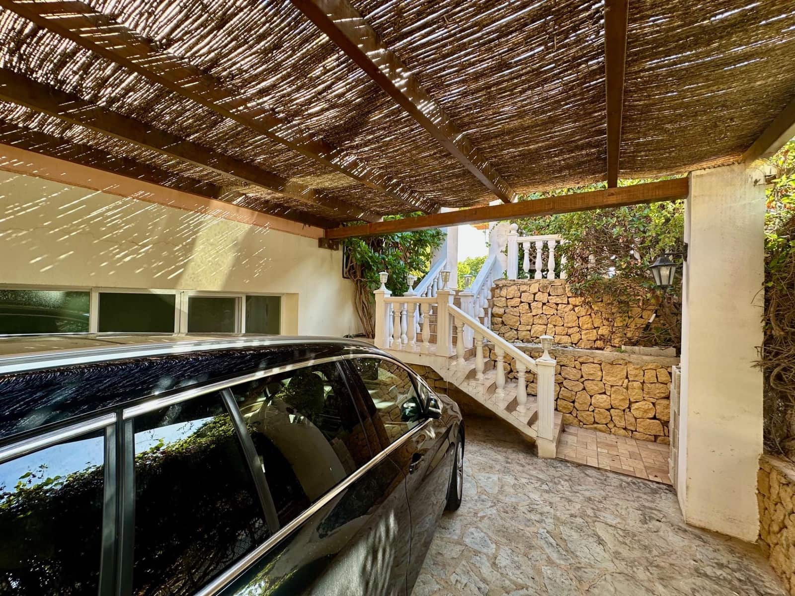 4 bedroom Villa for sale in Finestrat with pool - € 1,150,000 (Ref: 9441888)