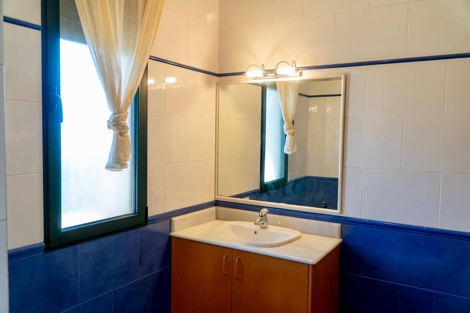 Chalet de 3 habitaciones en Cocentaina en venta con piscina garaje - 750.000 € (Ref: 9446287)