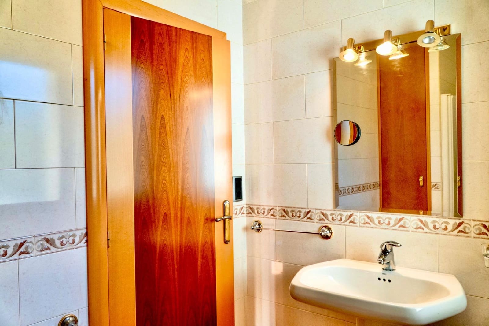 Chalet de 3 habitaciones en Cocentaina en venta con piscina garaje - 750.000 € (Ref: 9446287)