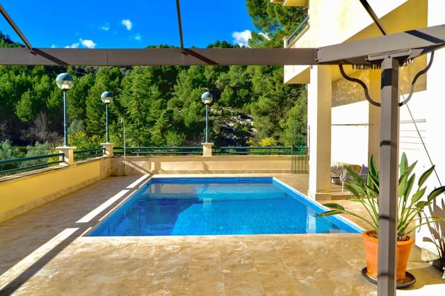 3 sovrum Villa till salu i Cocentaina med pool garage - 750 000 € (Ref: 9446287)