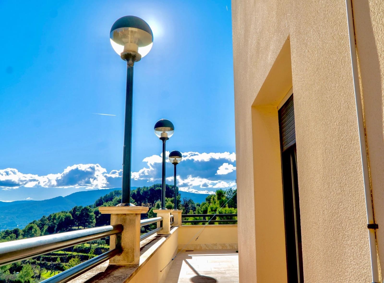 Chalet de 3 habitaciones en Cocentaina en venta con piscina garaje - 750.000 € (Ref: 9446287)