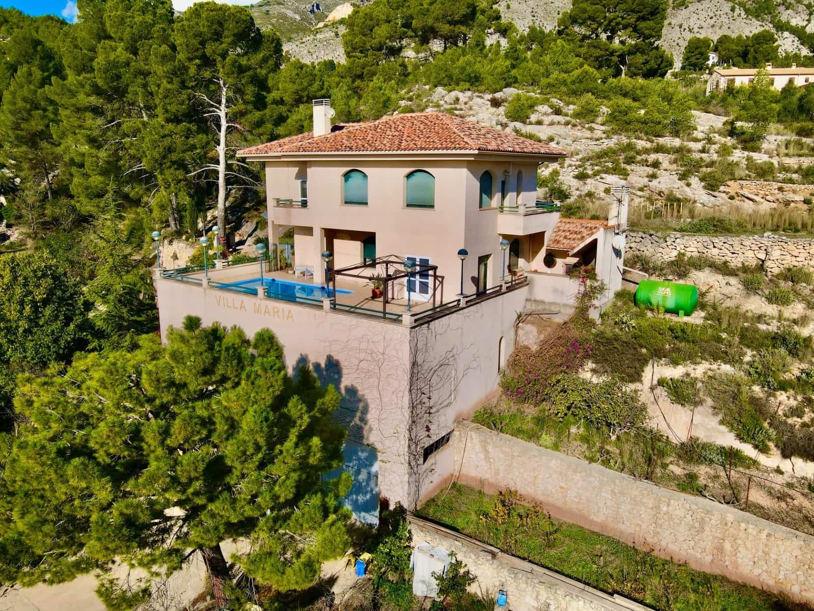 Chalet de 3 habitaciones en Cocentaina en venta con piscina garaje - 750.000 € (Ref: 9446287)