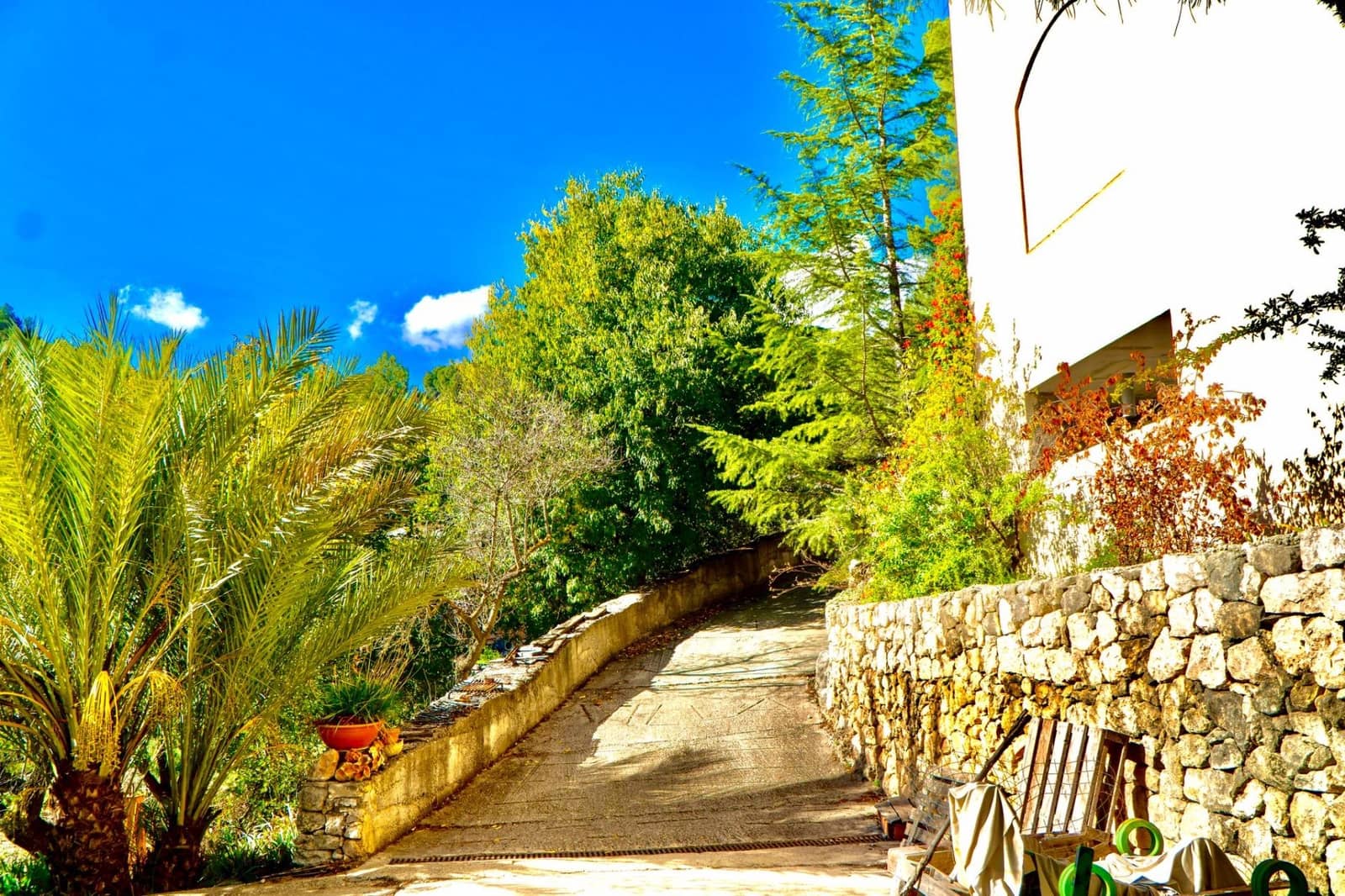 Chalet de 3 habitaciones en Cocentaina en venta con piscina garaje - 750.000 € (Ref: 9446287)