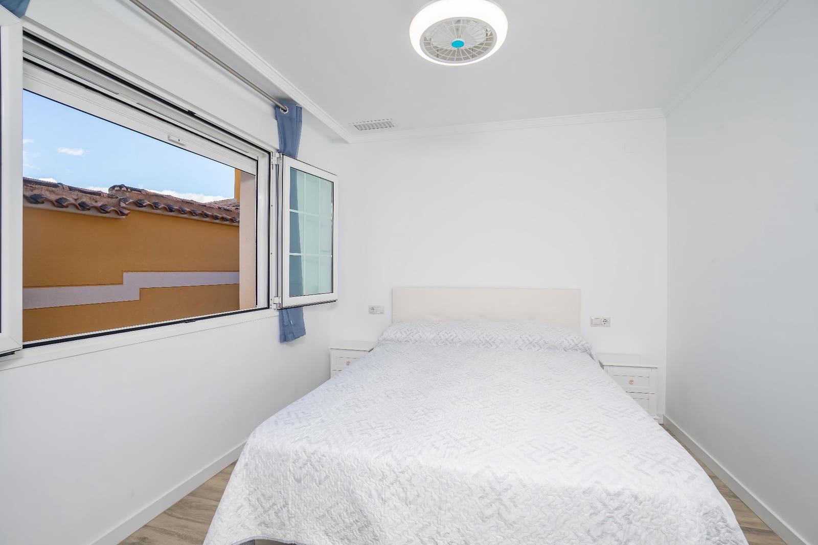 5 sypialnia Willa na sprzedaż w El Campello - 800 000 € (Ref: 9449018)