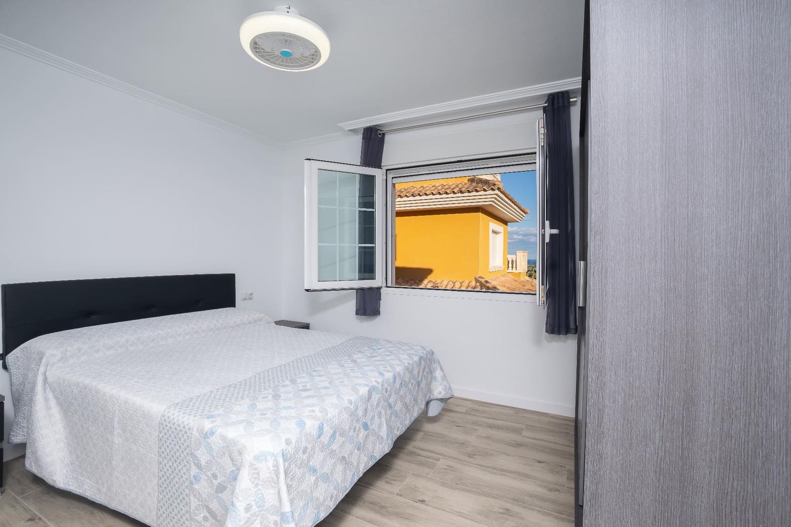 5 sypialnia Willa na sprzedaż w El Campello - 800 000 € (Ref: 9449018)