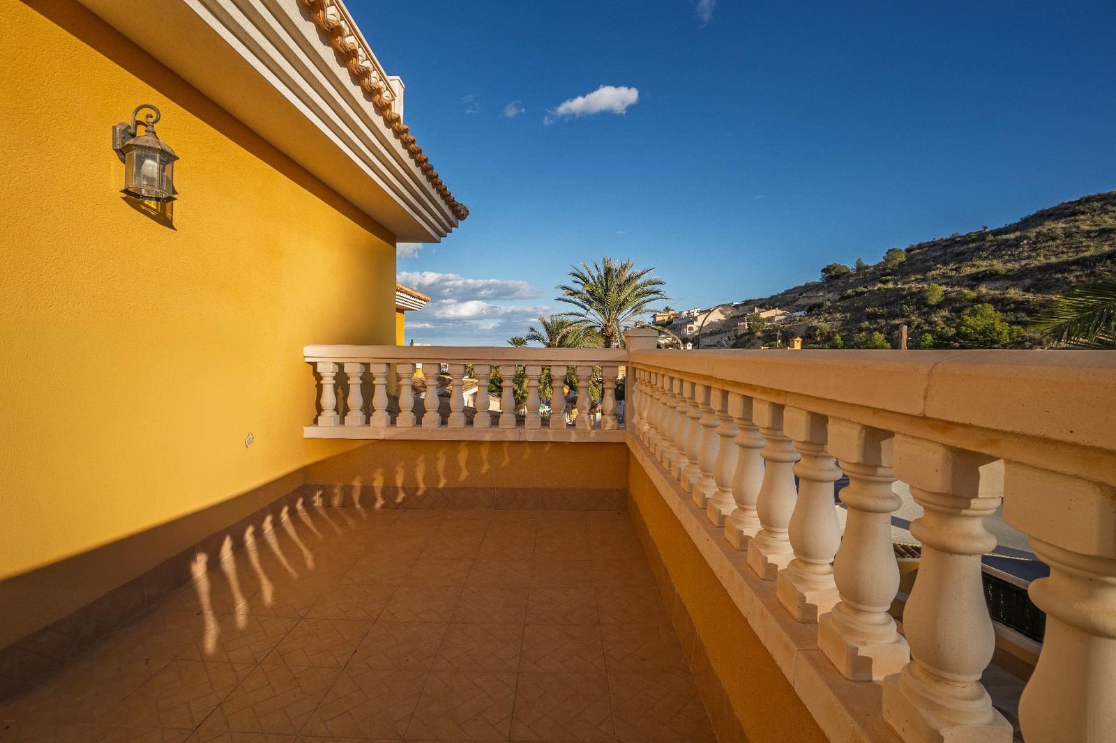 5 sypialnia Willa na sprzedaż w El Campello - 800 000 € (Ref: 9449018)